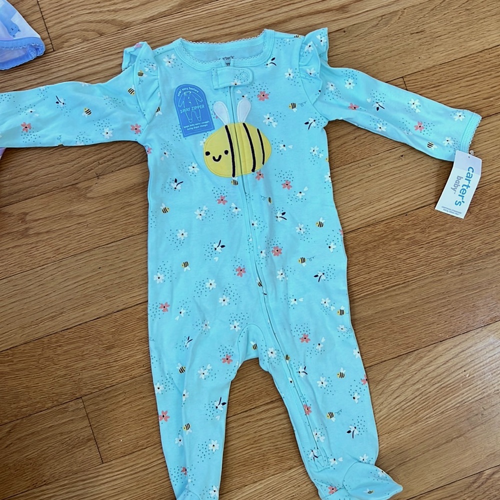 Carters sleeper w/ 2 way zipper